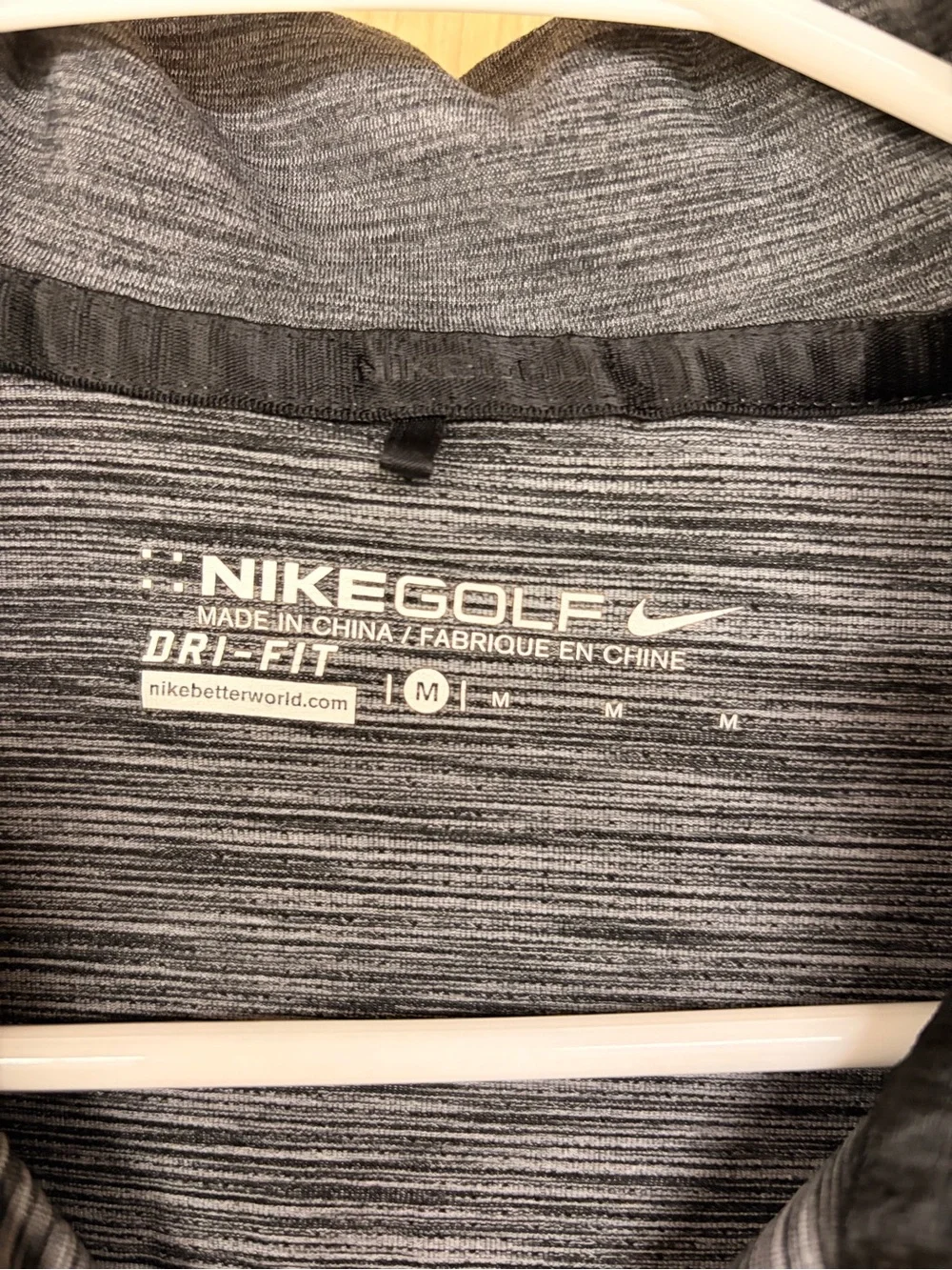 NIKE Women's Dri-Fit Golf  Collared Gray Short Sleeve Athletic Top Size Med